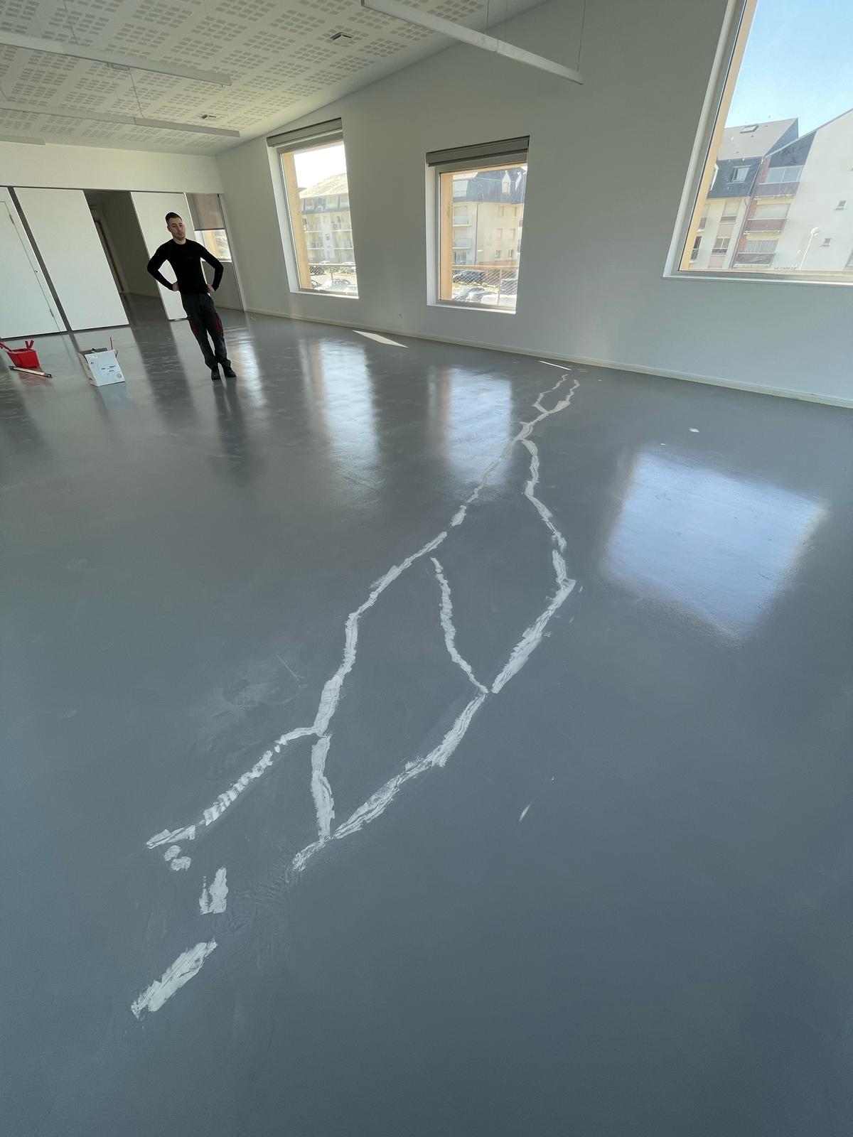 Résine autolissante polyuréthane en application